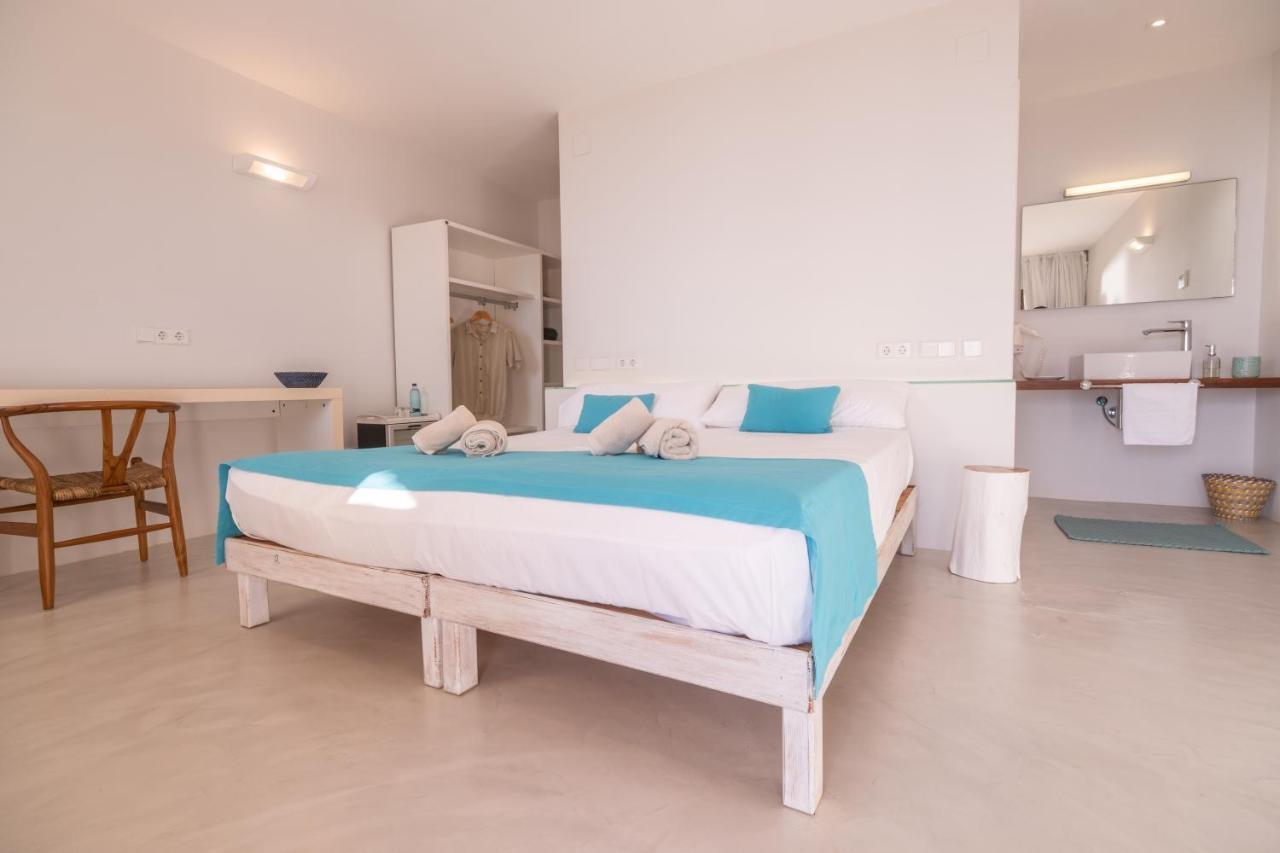 Hostal Aigua Clara Playa Migjorn Exterior foto