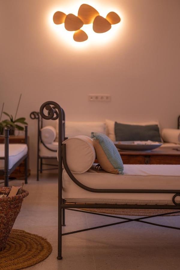 Hostal Aigua Clara Playa Migjorn Exterior foto