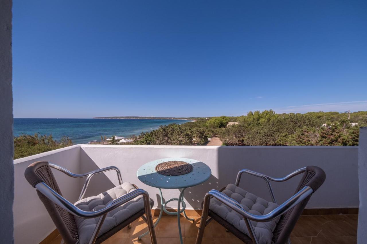 Hostal Aigua Clara Playa Migjorn Exterior foto